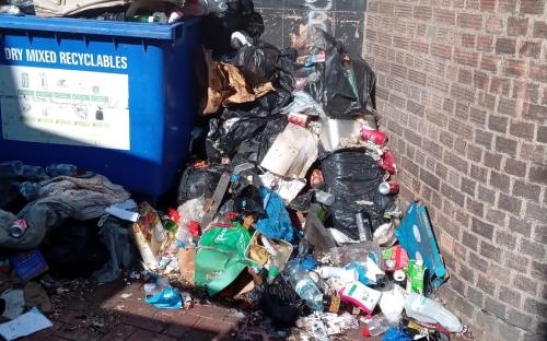 Grays flytip
