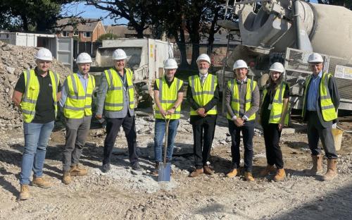 Cllrs and contractors on Lyndhust Road site