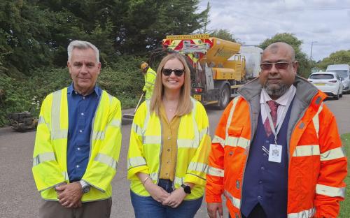 Cllr Holloway (centre) with Alastair Smith, Velocity Customer Relationship Manager (left) and Rayaz Daureeawo, Principal Engineer (right)