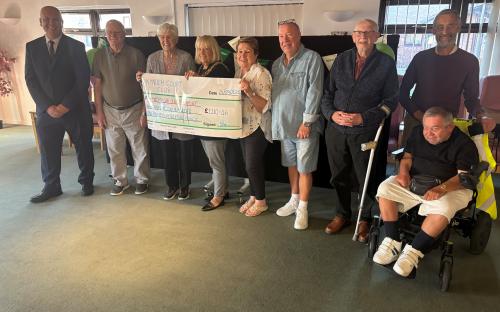 Kynoch Court residents hand over cheque to Thurrock Mayor 