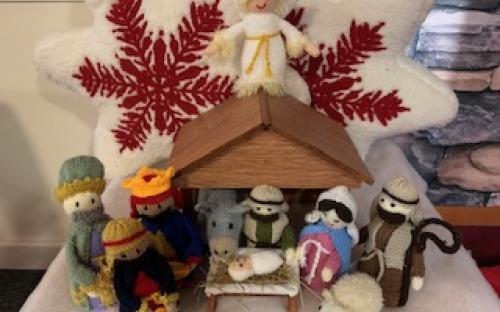 The knitted Nativity scene